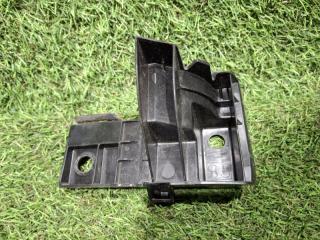 Фото запчасти крепление бампера правое SUBARU FORESTER 2021 контрактная запчасть Запчасть крепление бампера правое SUBARU FORESTER 2021