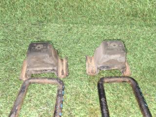 Стремянка рессоры передняя ISUZU Forward FRS33K4J 6HH1