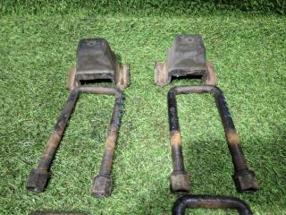 Стремянка рессоры передняя Forward 2003 FRS33K4J 6HH1