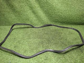 Фото запчасти уплотнительная резинка двери багажника PORSCHE CAYENNE 2008 контрактная запчасть Запчасть уплотнительная резинка двери багажника PORSCHE CAYENNE 2008