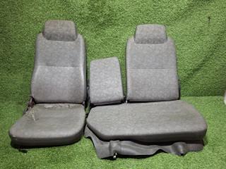 Запчасть сиденья комплект ISUZU ELF 2003