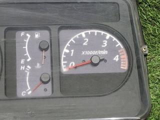 Спидометр ELF 2003 NKR81E 4HL1