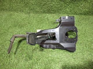 Педаль тормоза ELF 2003 NKR81E 4HL1