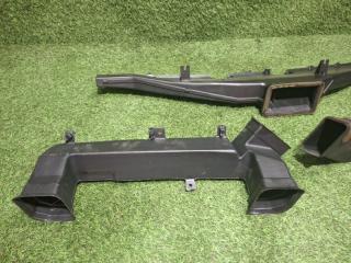 Воздуховод салона ELF 2003 NKR81E 4HL1