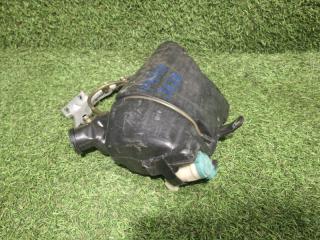 Бачок стеклоомывателя ELF 2003 NKR81E 4HL1