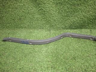 Запчасть порожек пластиковый левый ISUZU ELF 2003