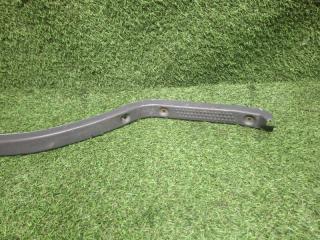 Порожек пластиковый левый ISUZU ELF NKR81E 4HL1