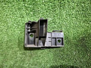 Фото запчасти крепление бампера заднее левое SUBARU FORESTER контрактная запчасть Запчасть крепление бампера заднее левое SUBARU FORESTER