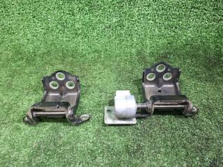 Запчасть петля двери левая TOYOTA LAND CRUISER 2015