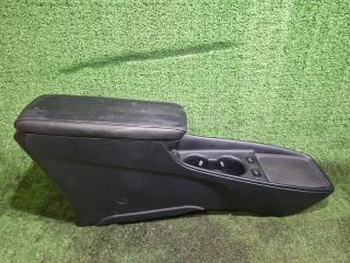 Подлокотник TOYOTA PRIUS 2019 ZVW51 2ZR-FXE контрактная