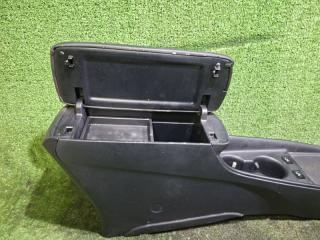 Подлокотник PRIUS 2019 ZVW51 2ZR-FXE