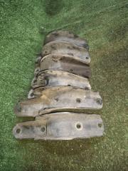 Кронштейн порога LAND CRUISER 2015 URJ202 1UR-FE