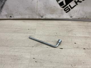 Запчасть ключ балонный Subaru Legacy B4 2004 №40 (ПРОБЕГ 101 347км)