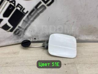 Лючок топливного бака Subaru Forester 2006 #33 (ПРОБЕГ 100 522км) контрактная Лючок топливного бака Subaru Forester 2006 #33 (ПРОБЕГ 100 522км)