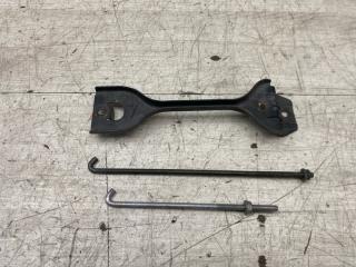 Запчасть крепление аккумулятора Subaru Outback 2006 #48 (ПРОБЕГ 94 101km)