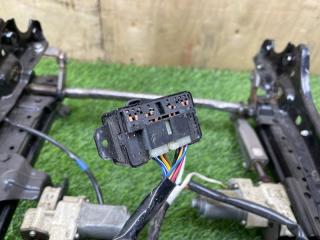 Крепление сиденья переднее левое Subaru Legacy BPE EZ30D