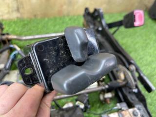 Крепление сиденья переднее правое Legacy 2009 #49 (ПРОБЕГ 104 131km) BPE EZ30D