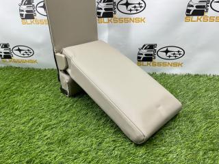 Подлокотник задний Legacy B4 2004 №40 (ПРОБЕГ 101 347км) BLE EZ30D