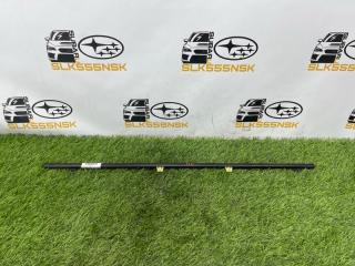 Молдинг двери задний правый Subaru Forester 2004г #61 (ПРОБЕГ 96 893km)