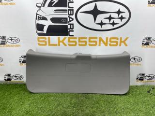 Запчасть обшивка двери багажника Toyota VOLTZ 2002г #73 (ПРОБЕГ 89 181km)