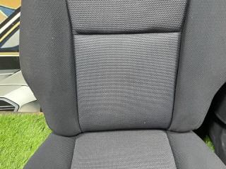 Обшивка сидений передняя VOLTZ 2002г #73 (ПРОБЕГ 89 181km) ZZE136 1ZZFE