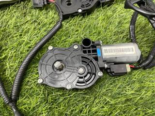 Мотор регулировки сиденья передний правый Forester 2013г #62 (ПРОБЕГ 90 645km) SJG FA20E