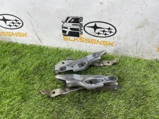 Петля капота Subaru Outback 2007г #60 (ПРОБЕГ 55 240km) контрактная Петля капота Subaru Outback 2007г #60 (ПРОБЕГ 55 240km)