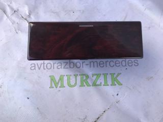 Бардачок MERCEDES E 2000