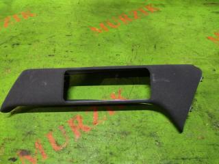 Обшивка салона задняя правая MERCEDES E 2000