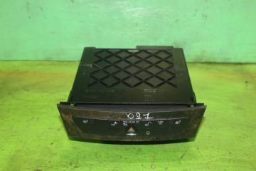 CD-чейнджер MERCEDES E 2005