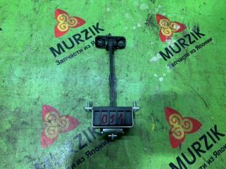 Ограничитель двери передний MERCEDES E 2008