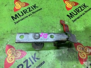 Замок капота MERCEDES V 2005