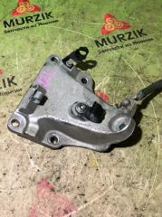 Опора двигателя левая BMW X1 2011