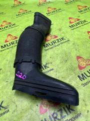 Патрубок воздушного фильтра правый MERCEDES E 2010