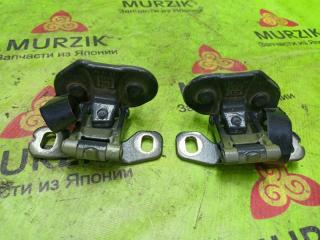 Петля багажника BMW X1 2010