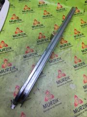 Направляющая двери левая MERCEDES V 2008