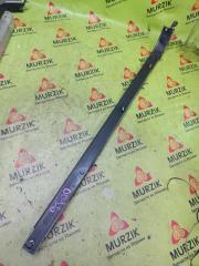 Направляющая двери правая MERCEDES V 2011