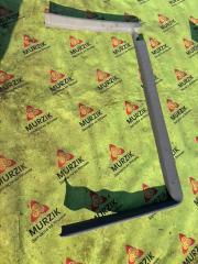 Обшивка салона правая MERCEDES V 2000