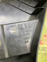 Накладка сиденья правая E 2004 W211 271.941 Накладка сиденья правая E 2004 W211 271.941