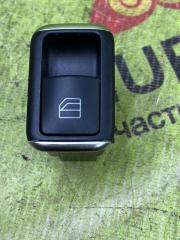 Кнопка стеклоподъёмника MERCEDES C 2011