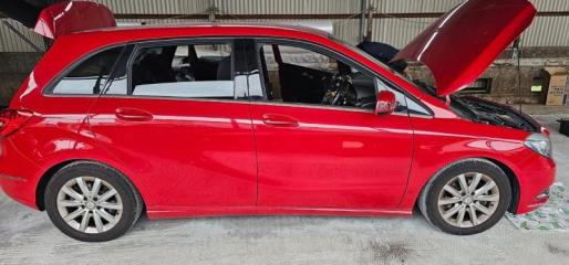 Дверь задняя правая MERCEDES B 2012