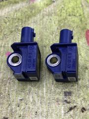 Датчик удара MERCEDES E 2012 W212 OM 642.850 a2128204926 контрактная