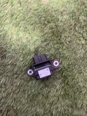 Запчасть датчик ускорения Mazda 6 2005-2008