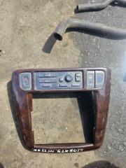 Запчасть консоль магнитофона Nissan Liberty