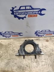 Фото запчасти крышка коленвала задняя Газ Волга 3110 Б/У запчасть Запчасть крышка коленвала задняя Газ Волга 3110