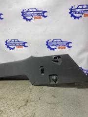 Запчасть обшивка багажника правая Ford Focus 2005