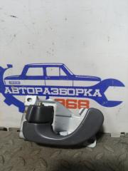 Запчасть внутренняя ручка двери левая Mitsubishi Lancer 2000