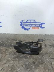 Запчасть ручка двери внутренняя правая Mitsubishi Lancer 2000