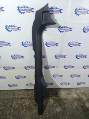 Запчасть накладка на порог салона правая Opel Astra 2007