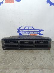 Запчасть дефлектор воздушный Audi 100 1992